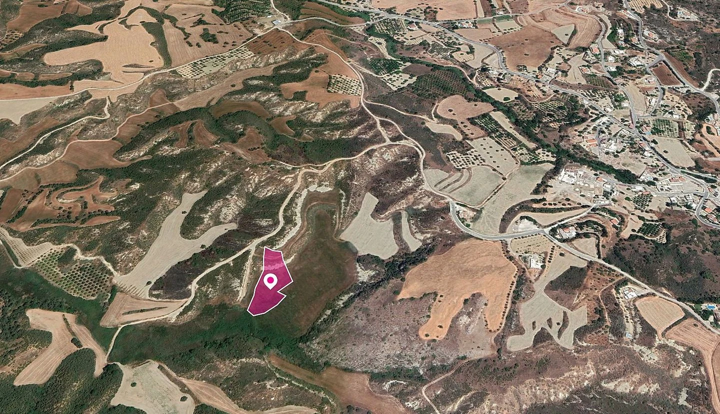 Field in Steni Paphos, image 1