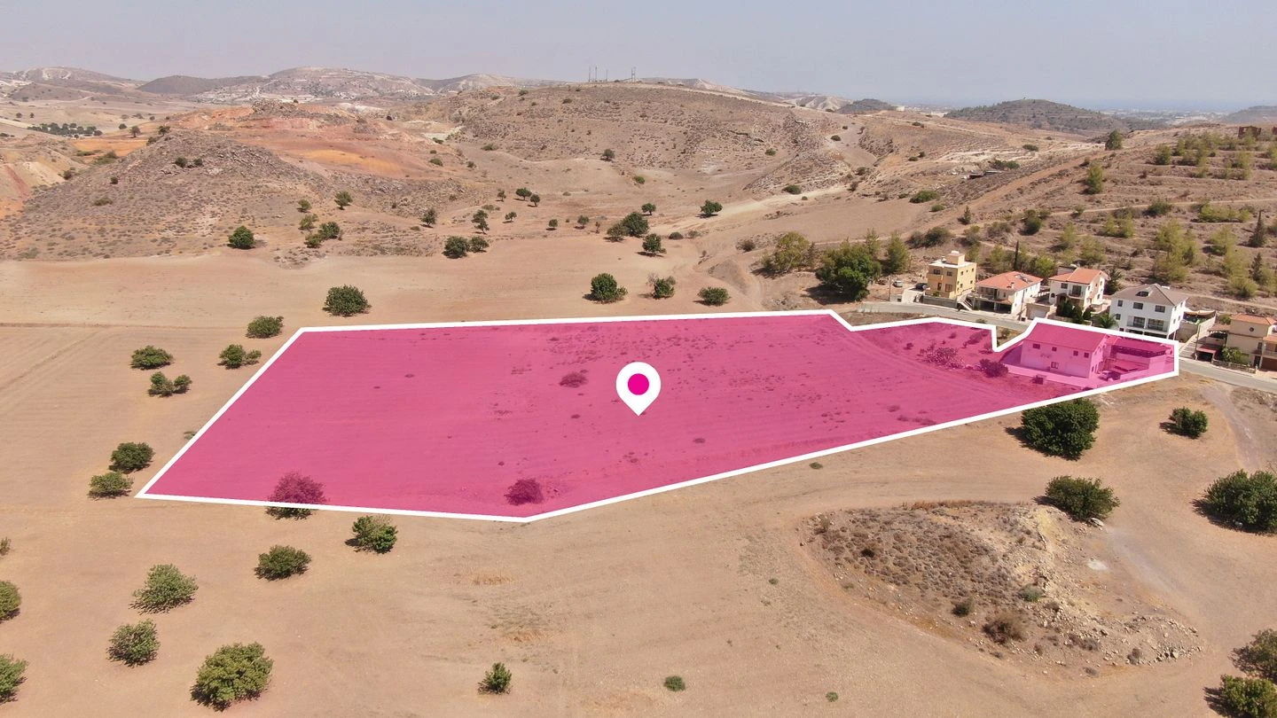 Share of a Development Field in Troulloi Larnaca, image 1