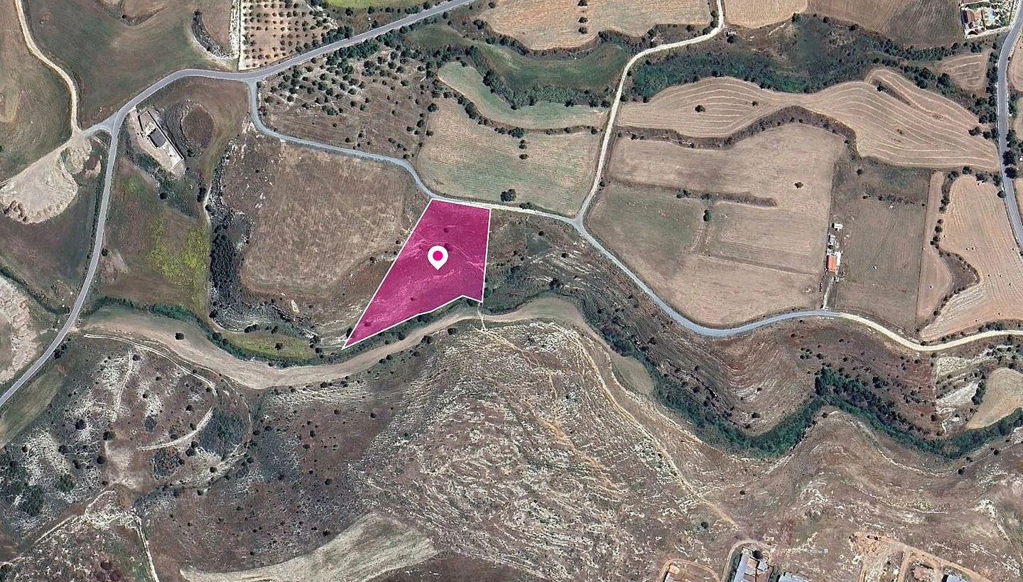 Field Anarita Paphos, image 1