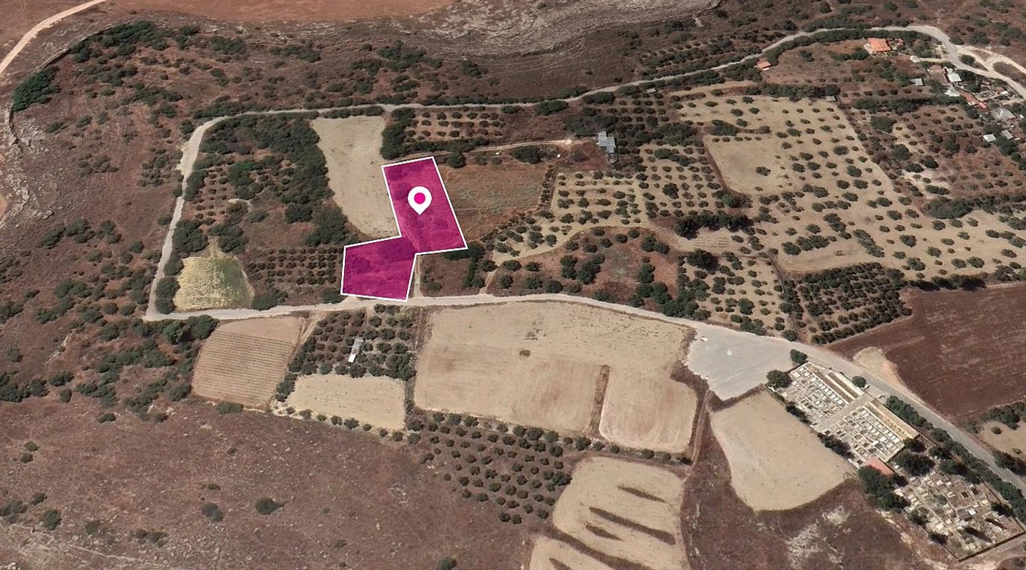 Field in Mammari Nicosia, image 1