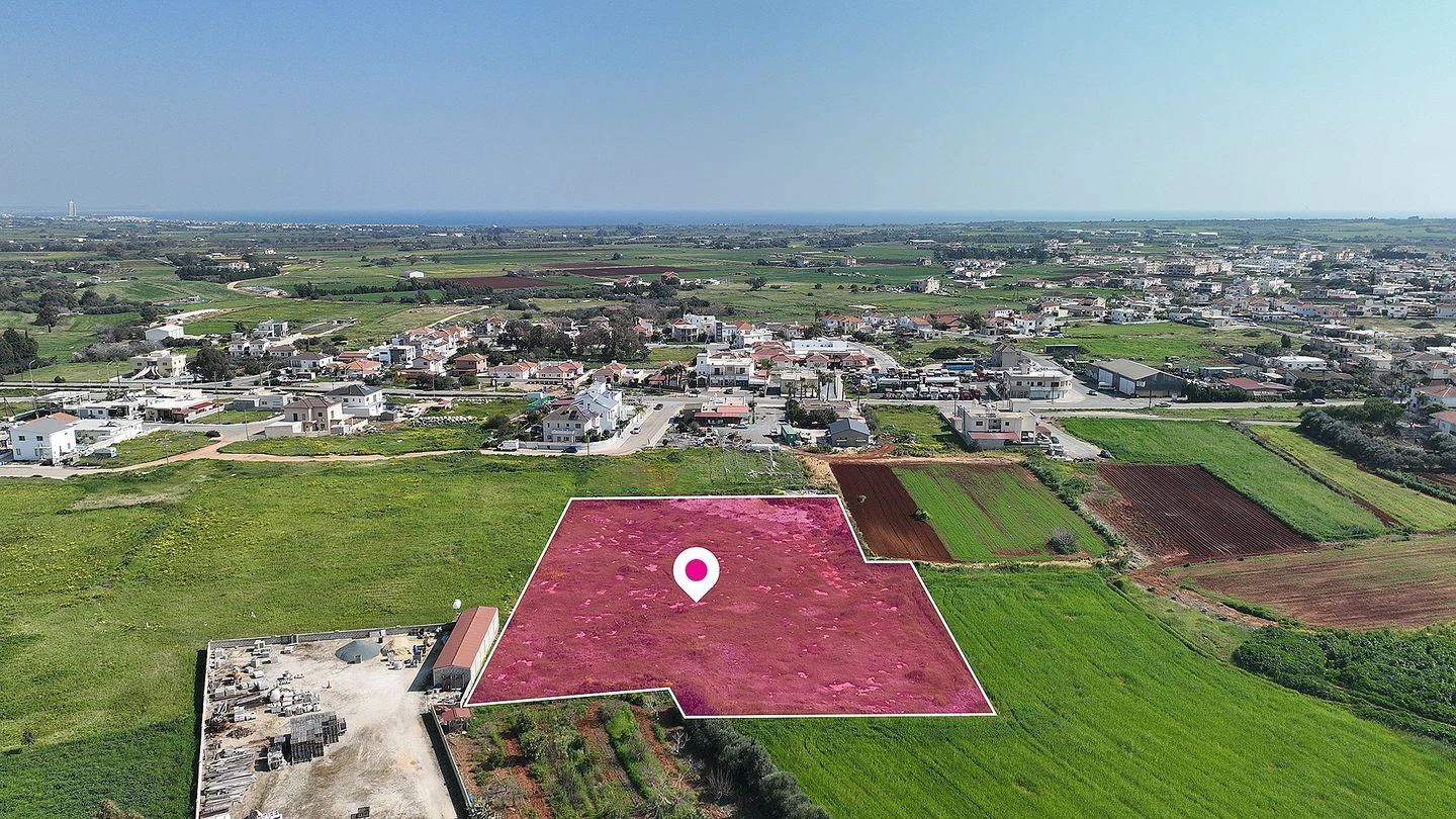 Field in Xylofagou Larnaca, image 1