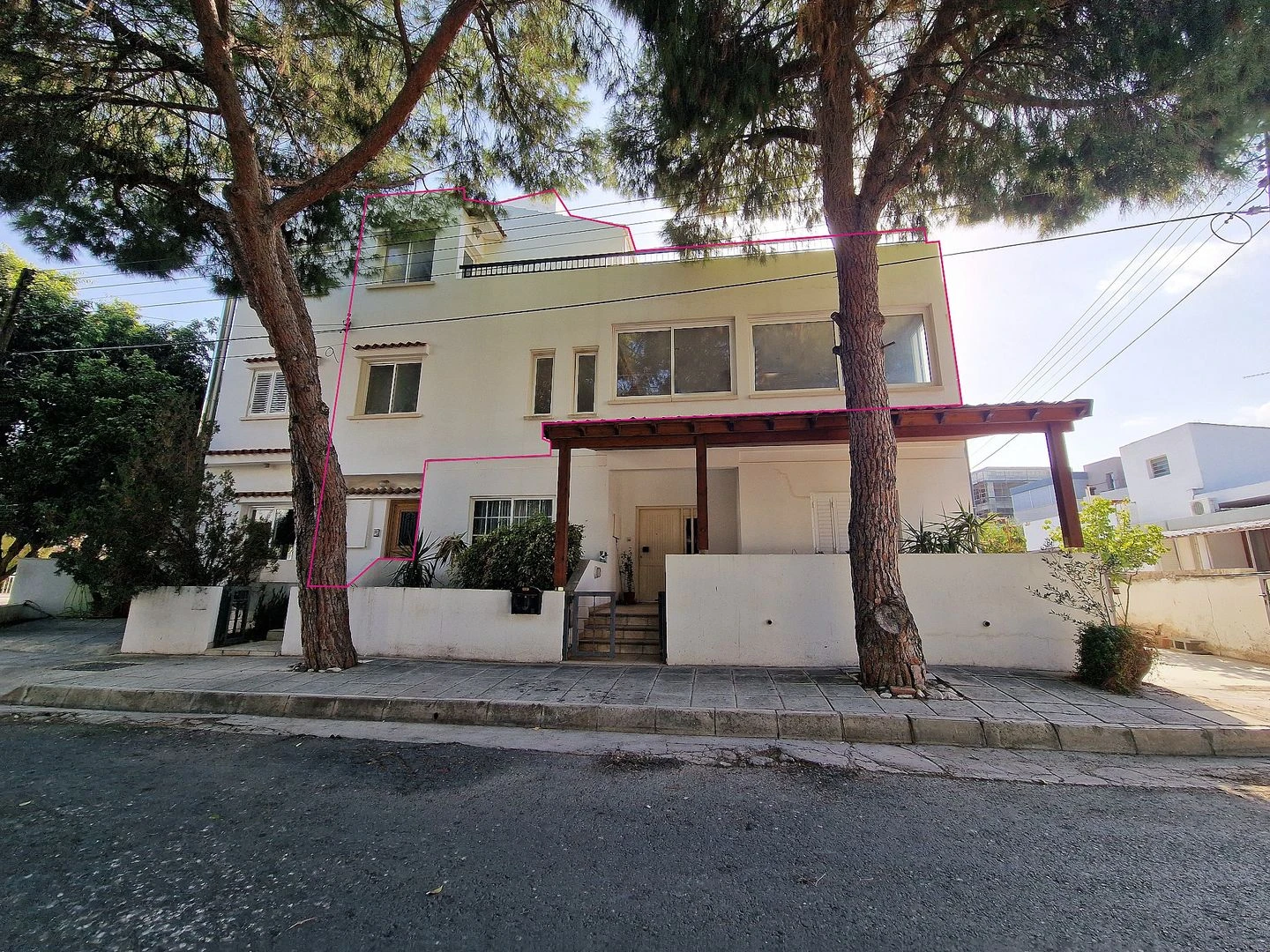 Three bedroom apartment in Strovolos Nicosia, image 1