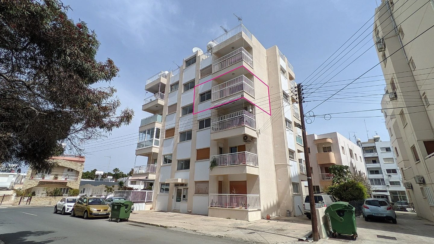 Three bedroom apartment in Faneromeni Agios Nikolaos Larnaka, image 1