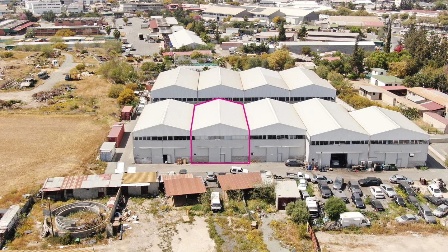 Industrial warehouse in Kaimakli Nicosia, image 1