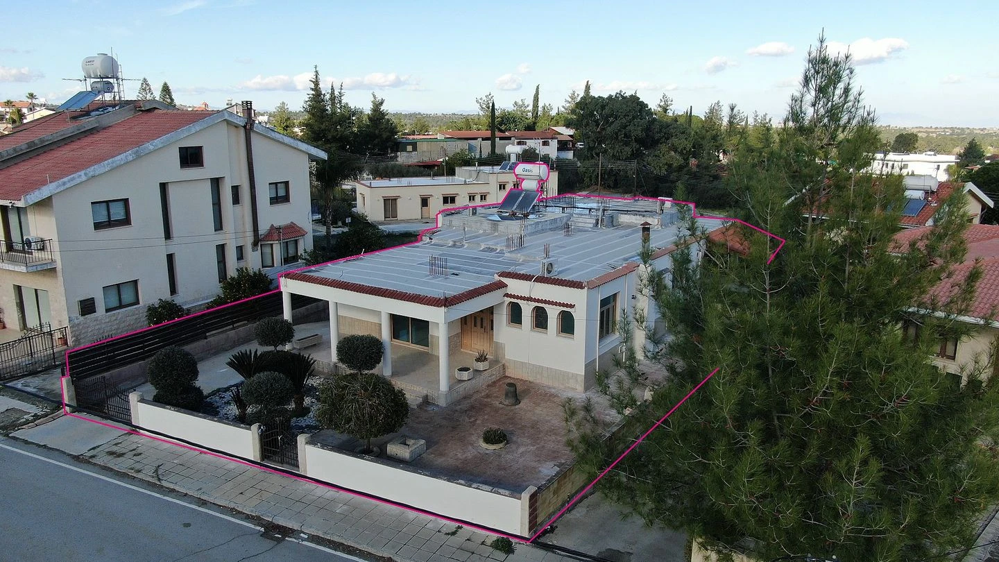 Split level house with semi basement in Lythrodontas Nicosia, image 1