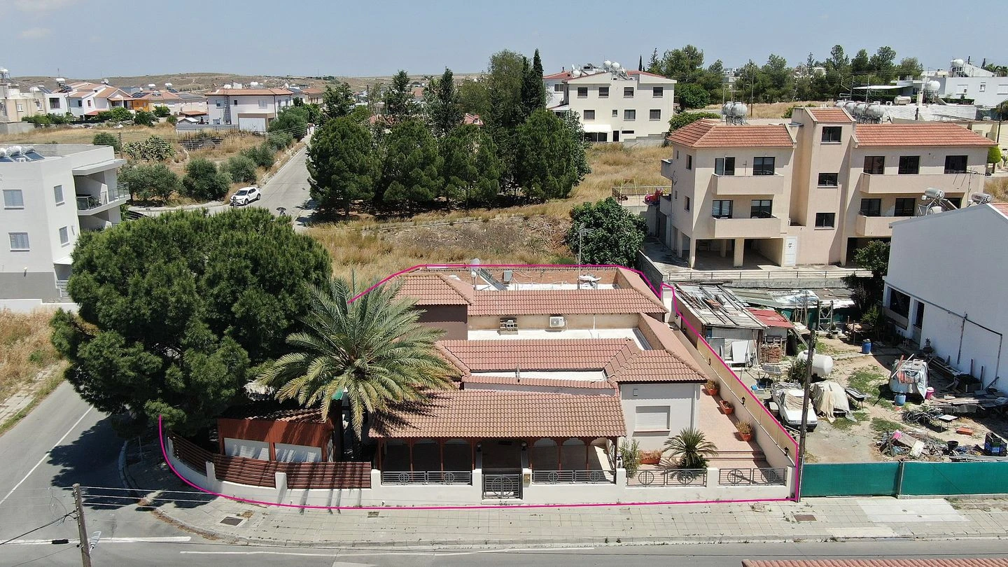 Detached House with a basement in Dali Nicosia, image 1