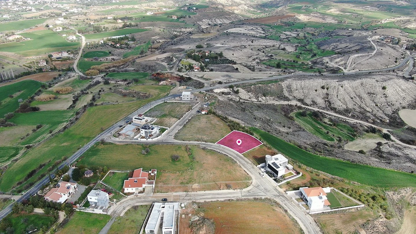 Residential plot located in Kampia Nicosia, image 1