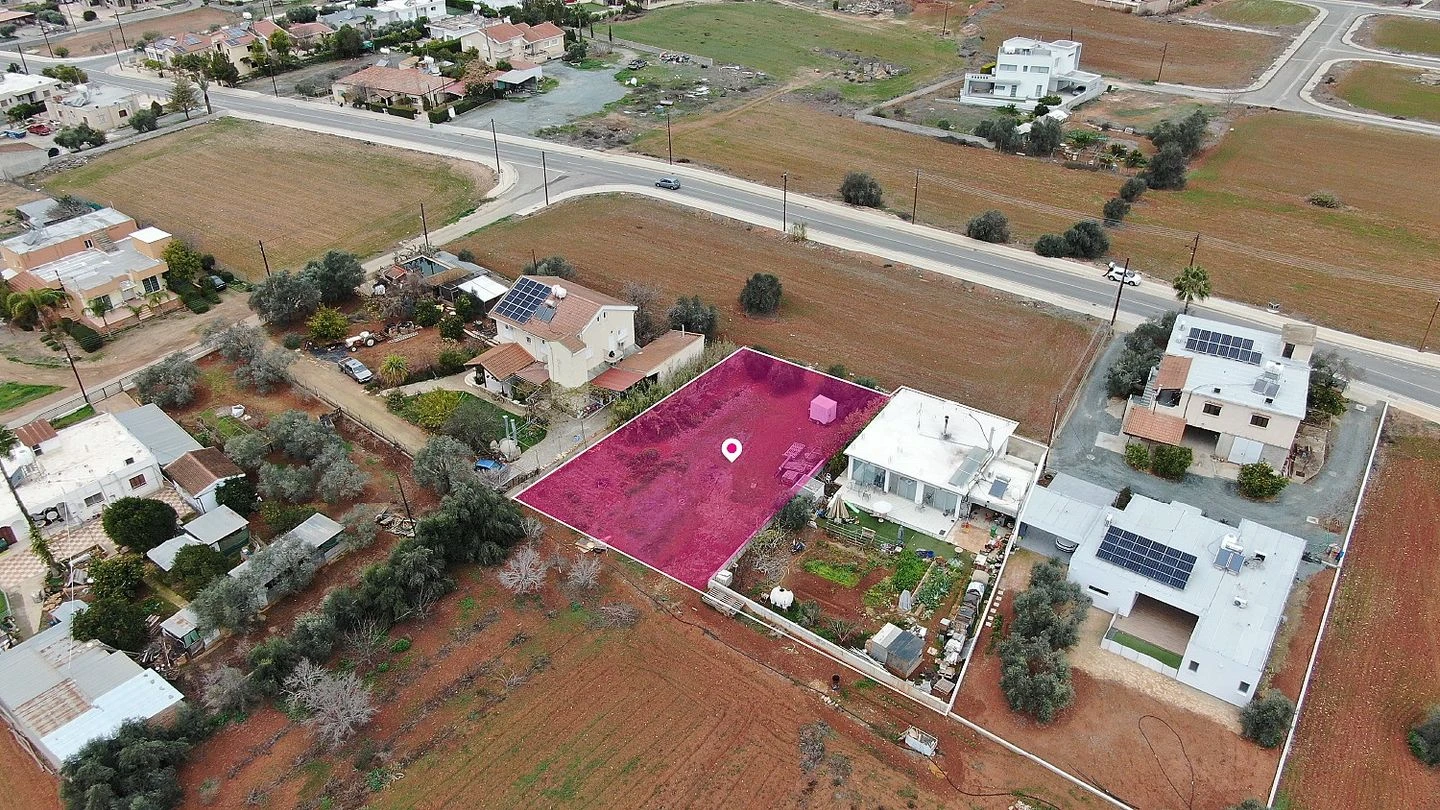Distributed 50 share of a residential field in  Kokkinotrimithia  Nicosia, image 1