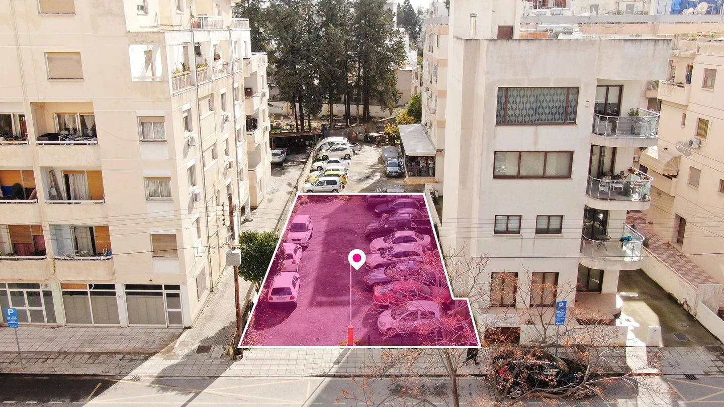 Residential plot in Agioi Omologites Nicosia, image 1