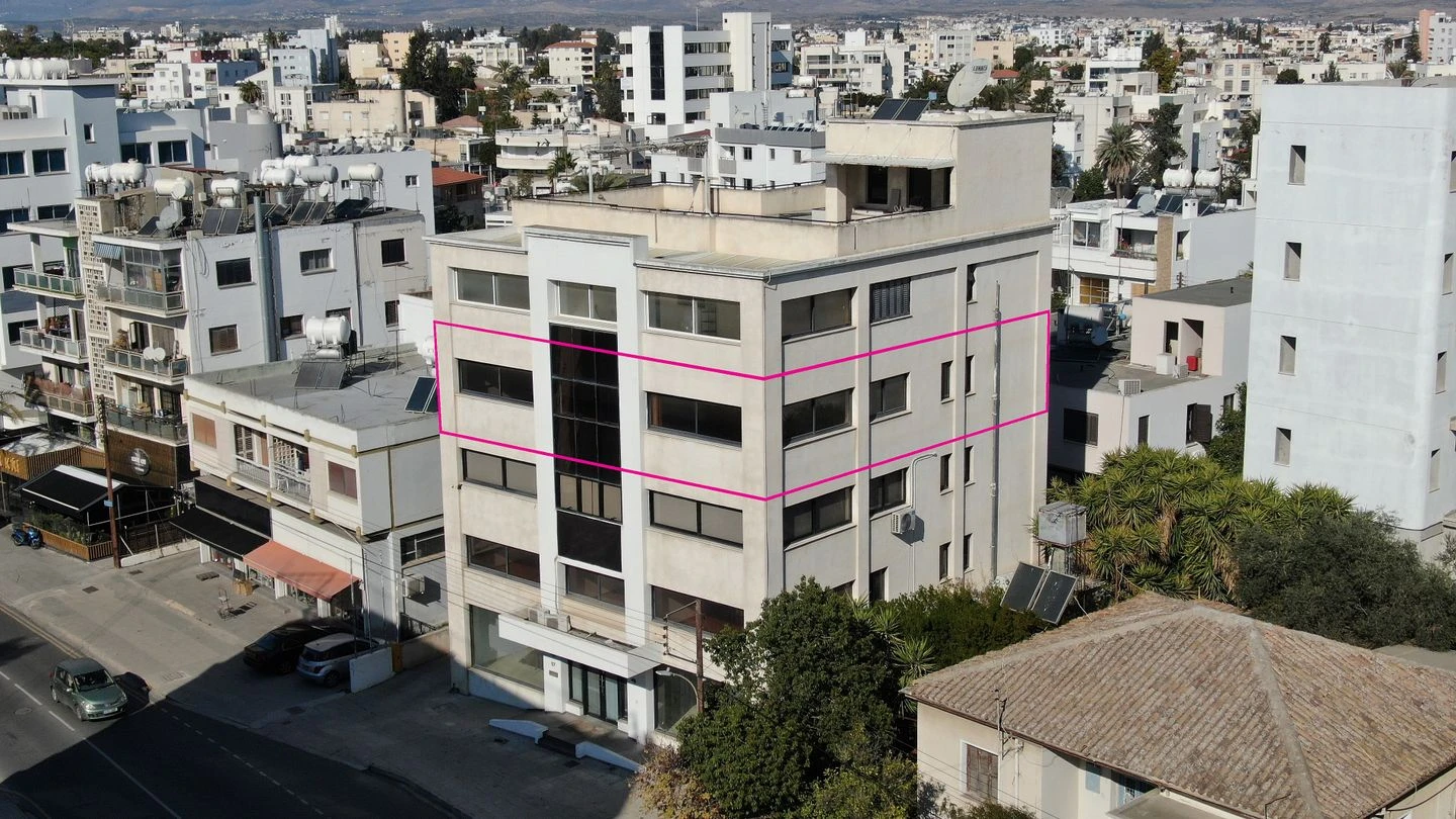 Whole Floor Office Unit in Larnakos Avenue Nicosia, image 1