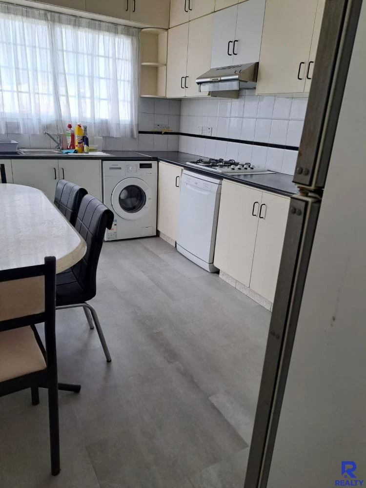 3-bedroom apartment to rent, image 1