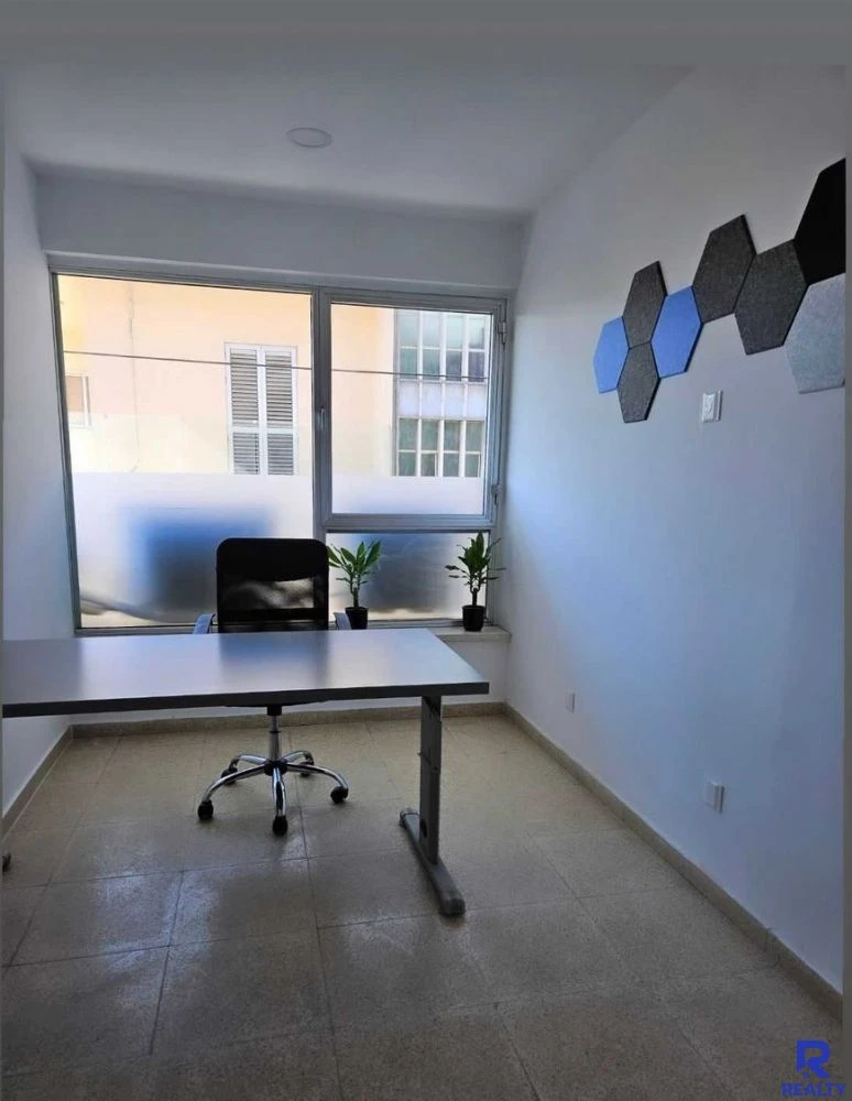 Serviced offices, image 1