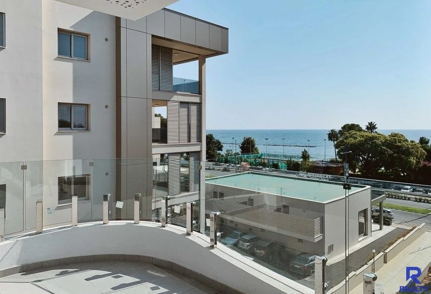 3-bedroom penthouse to rent, image 1