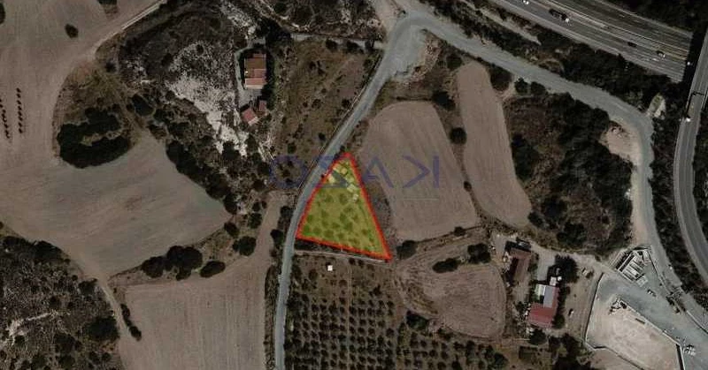 Agricultural land 1605 m², image 1