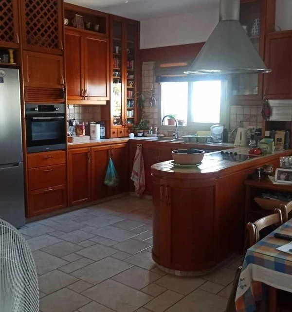 4-bedroom apartment to rent €1.400, image 1
