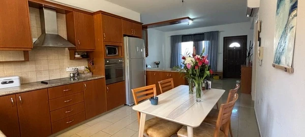 2-bedroom apartment to rent €950, image 1