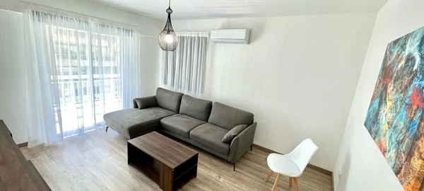 1-bedroom apartment to rent €800, image 1