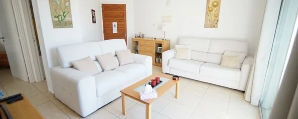 2-bedroom apartment to rent €900, image 1