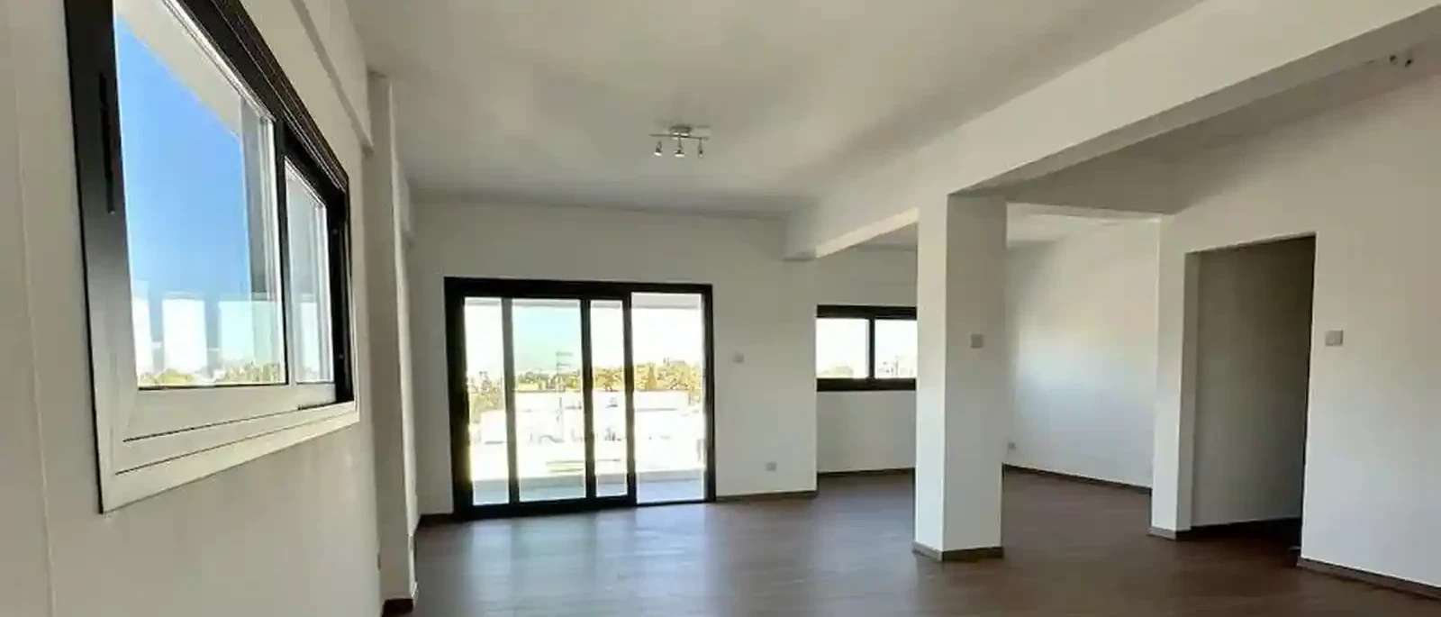 3-bedroom apartment to rent, image 1