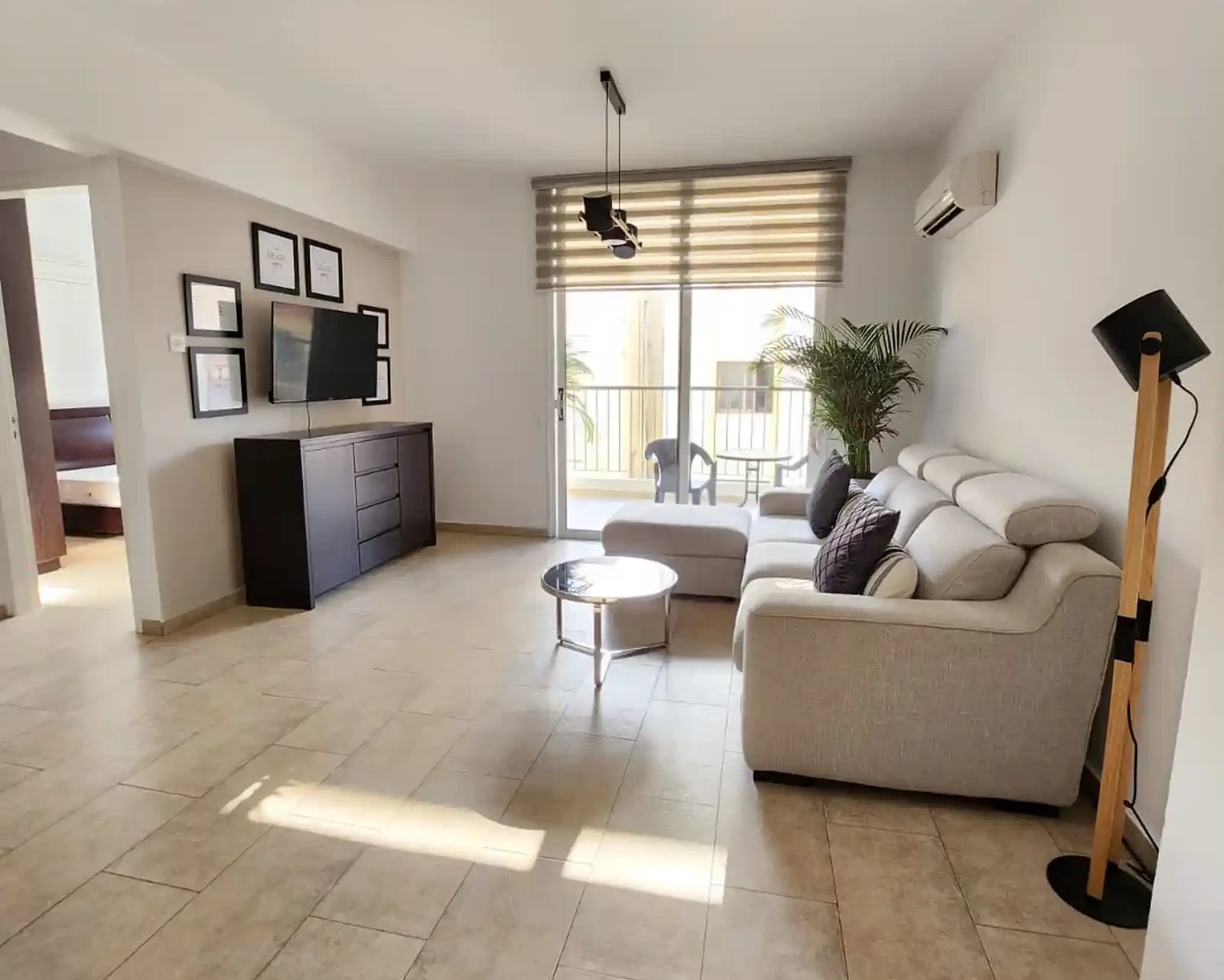 1-bedroom apartment to rent €850, image 1