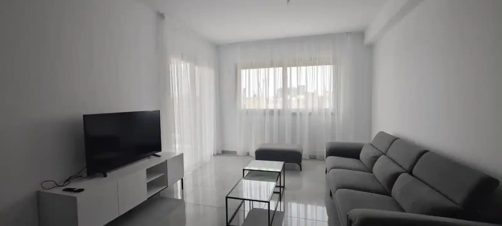 2-bedroom apartment to rent, image 1