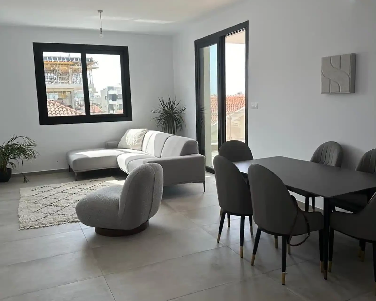 2-bedroom apartment to rent €2.100, image 1