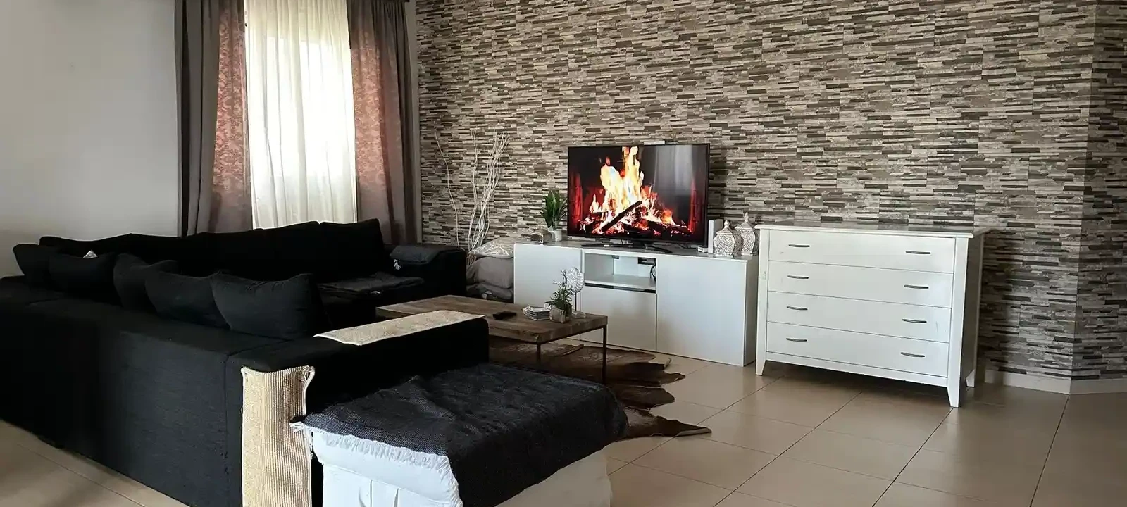 3-bedroom apartment to rent €1.000, image 1