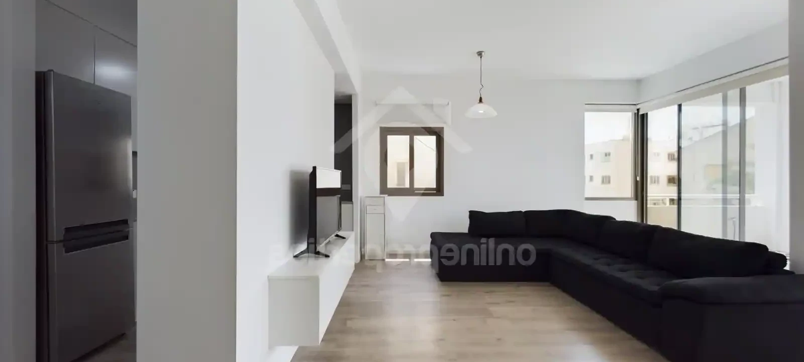 3-bedroom apartment to rent €1.100, image 1