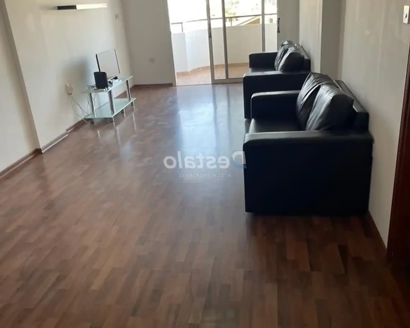 3-bedroom apartment to rent €850, image 1