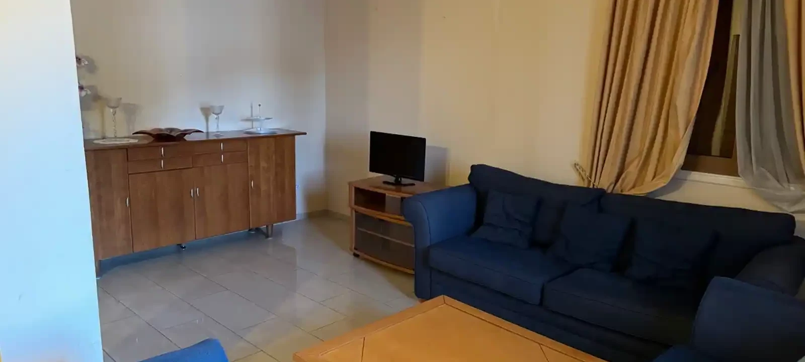 3-bedroom apartment to rent €800, image 1