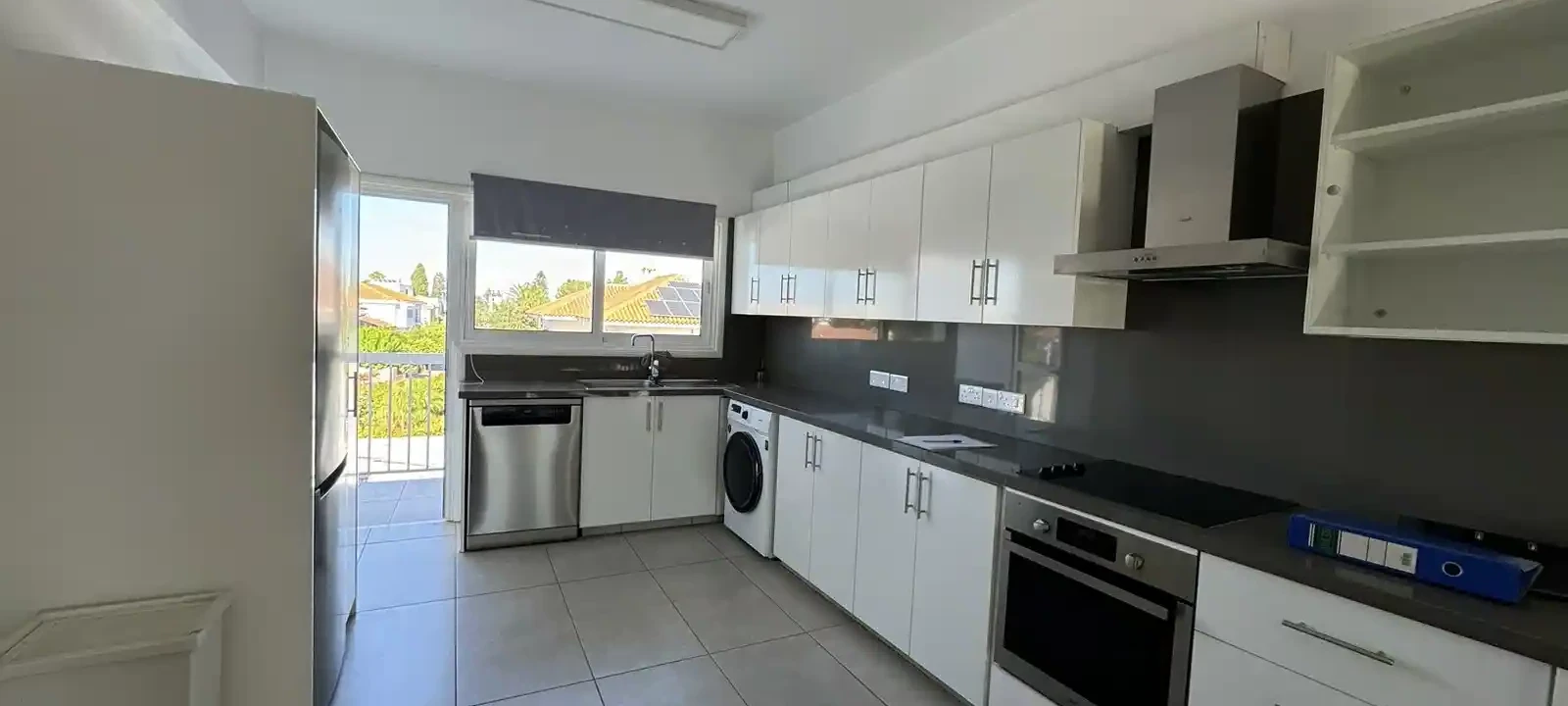 3-bedroom apartment to rent €1.000, image 1