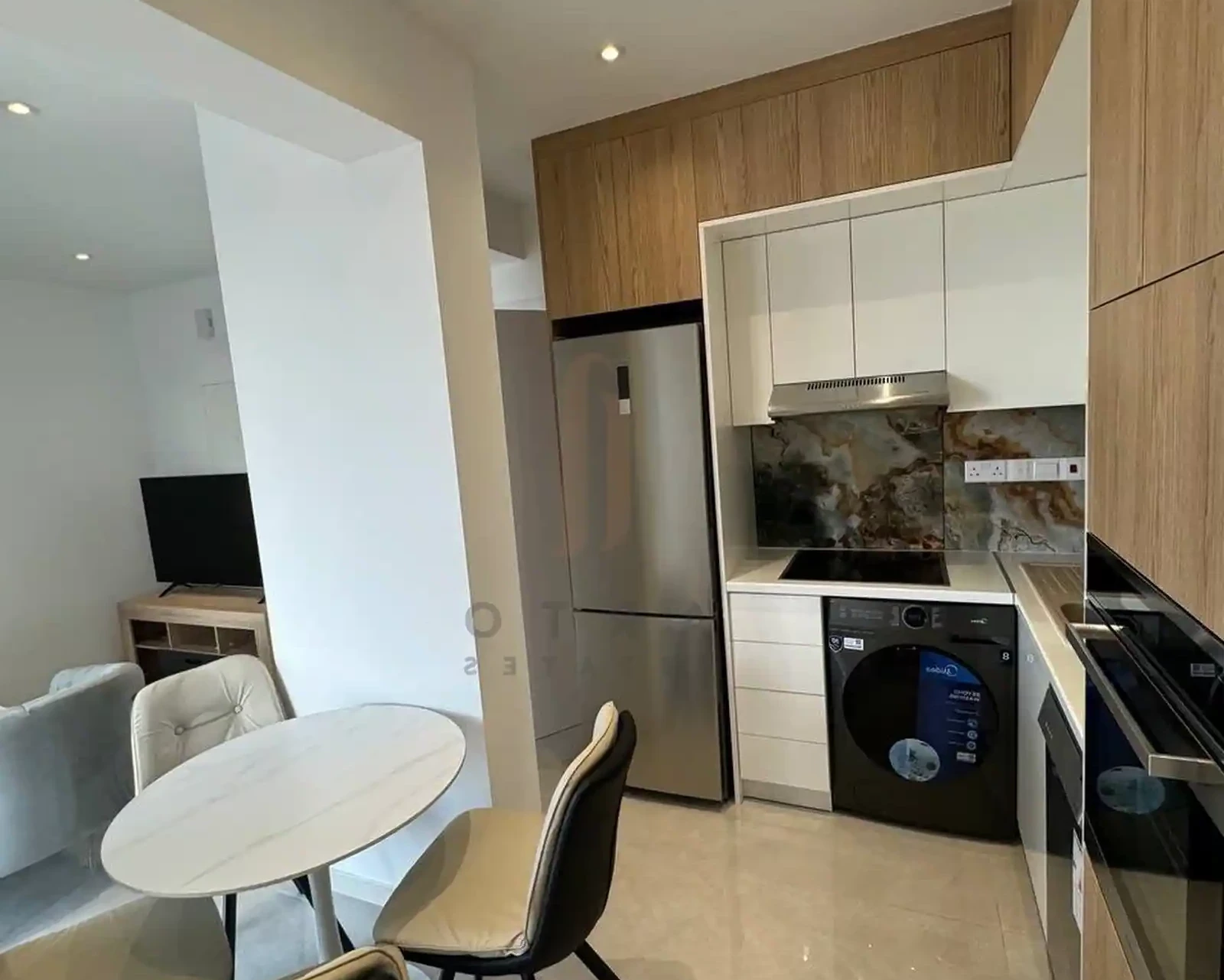 2-bedroom apartment to rent, image 1