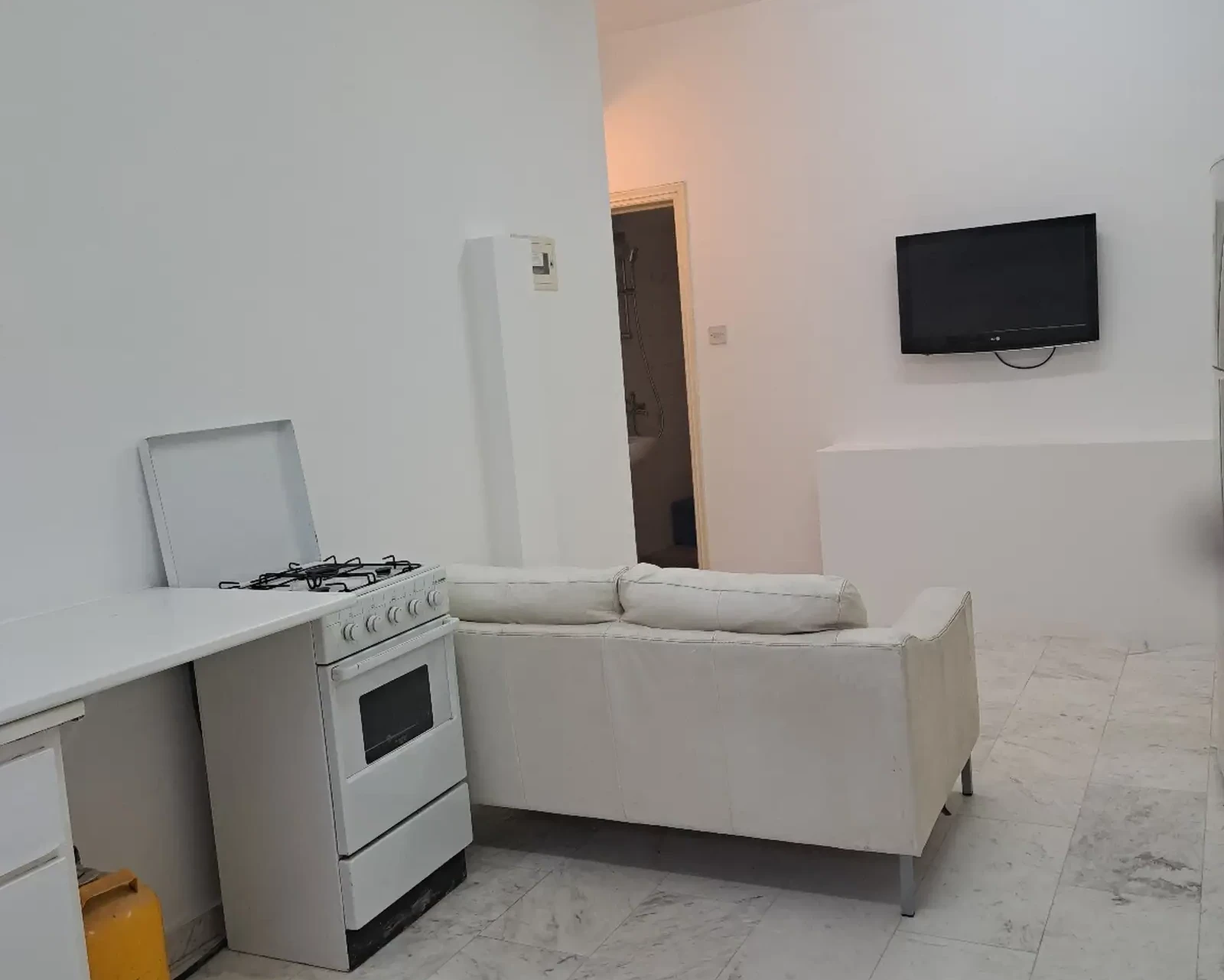 1-bedroom apartment to rent, image 1