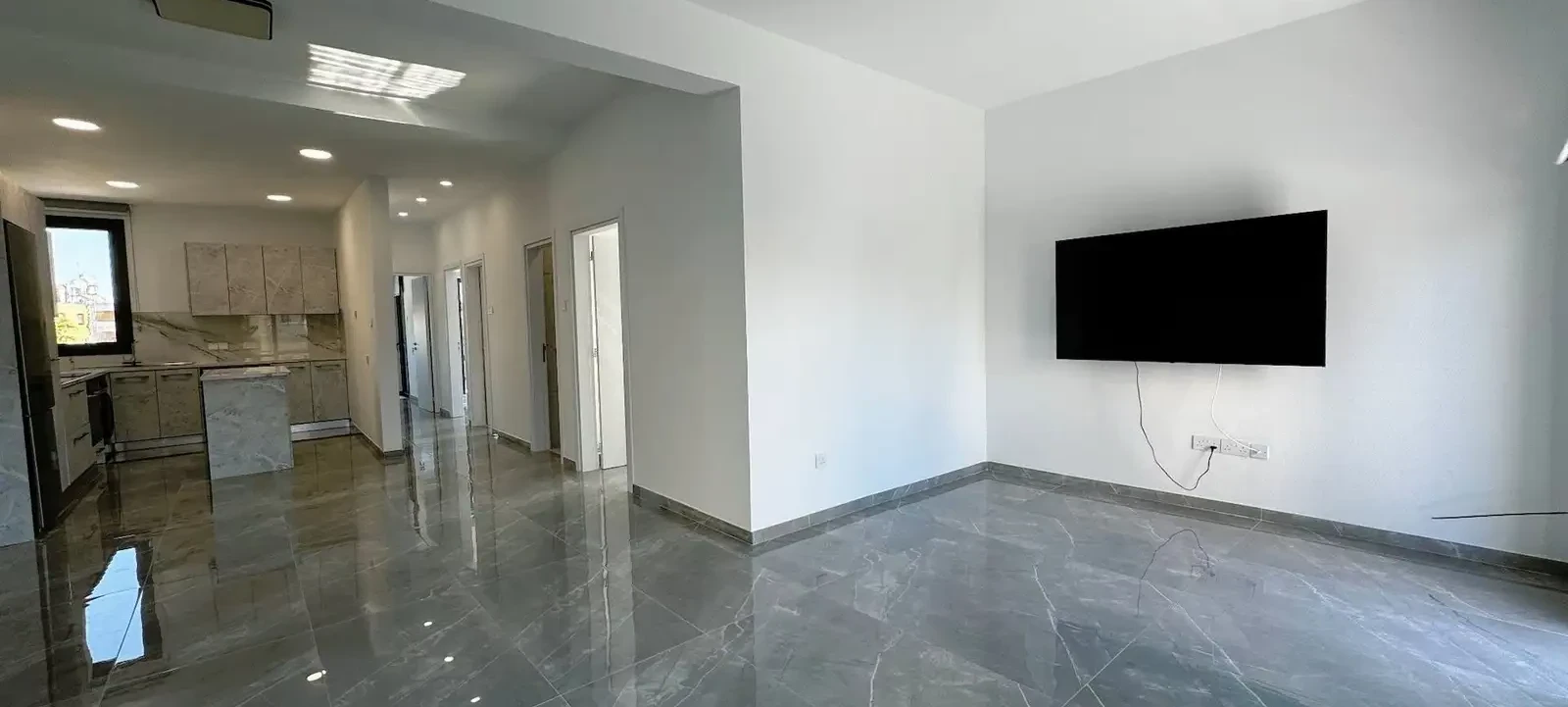 2-bedroom apartment to rent, image 1