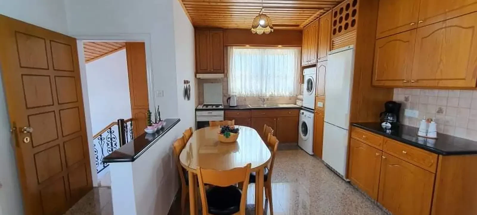 2-bedroom apartment to rent, image 1