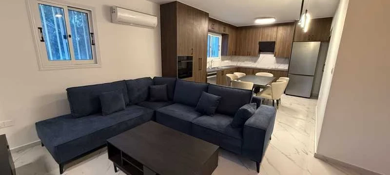 2-bedroom apartment to rent, image 1