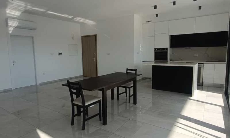 2-bedroom apartment to rent, image 1