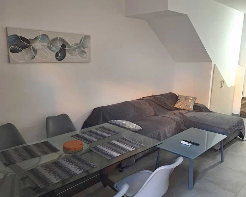 2-bedroom apartment to rent, image 1