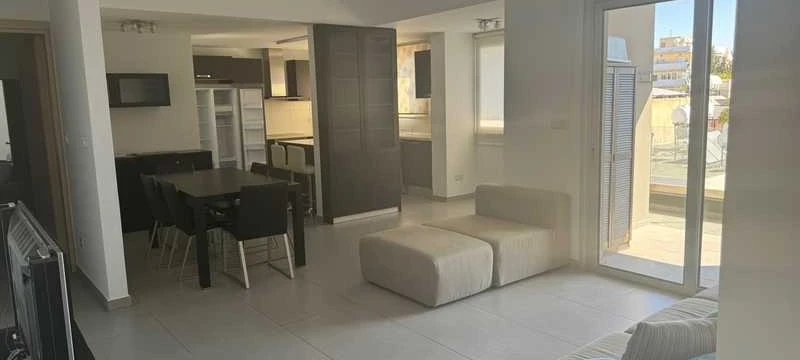 3-bedroom apartment to rent, image 1