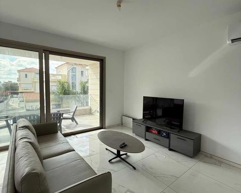 2-bedroom apartment to rent, image 1