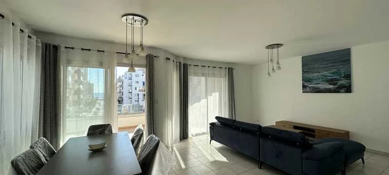 3-bedroom apartment to rent, image 1