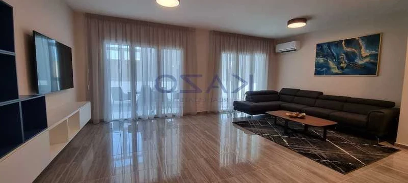 4-bedroom apartment to rent, image 1