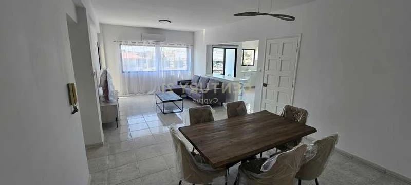 3-bedroom apartment to rent, image 1