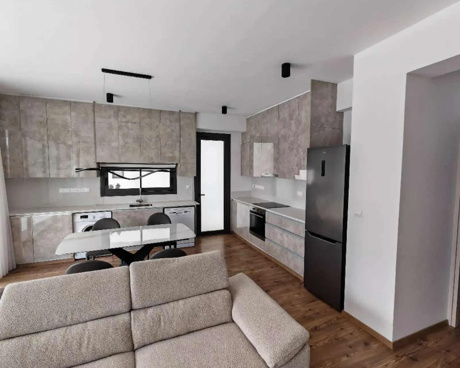 3-bedroom apartment fоr sаle, image 1