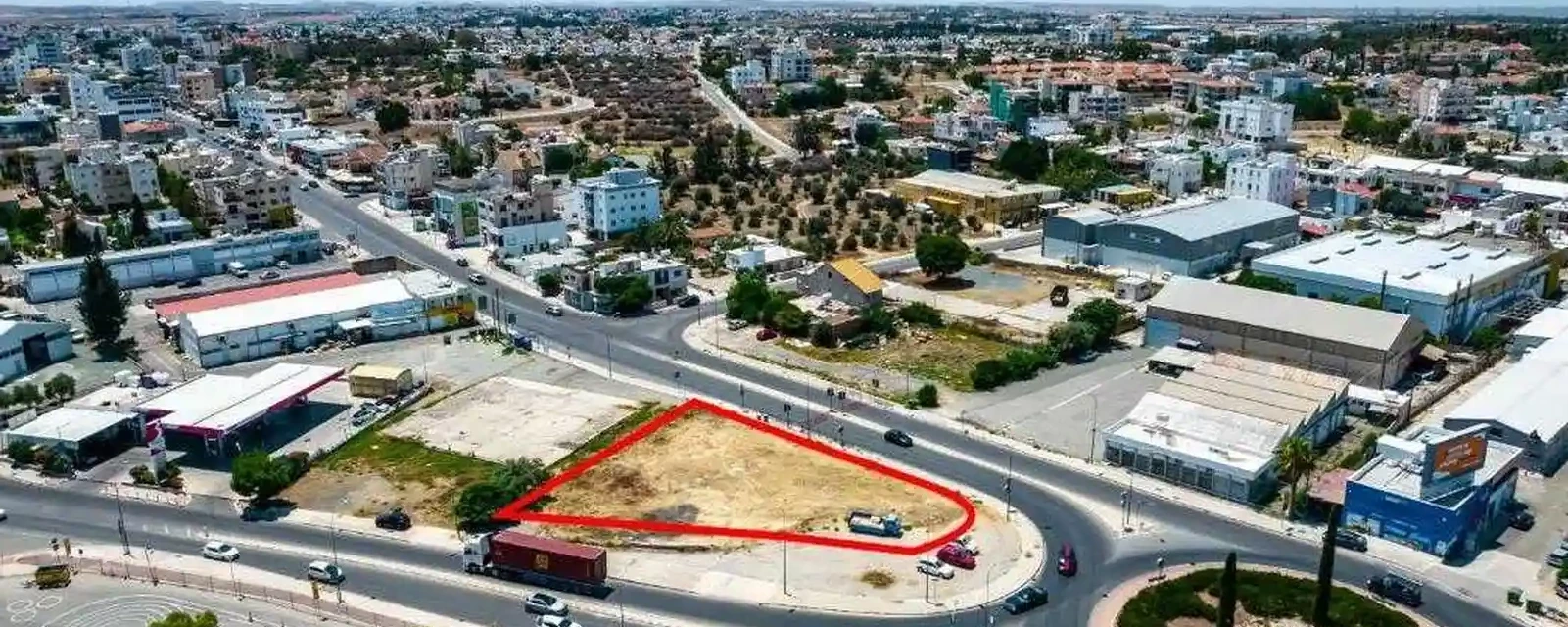 Commercial land 1600 m², image 1