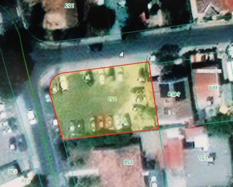 Commercial land 632 m², image 1