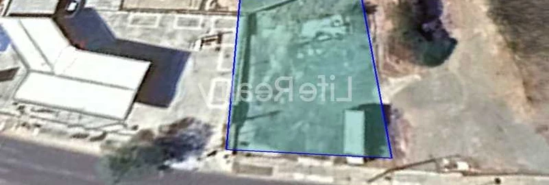 Commercial land 632 m², image 1