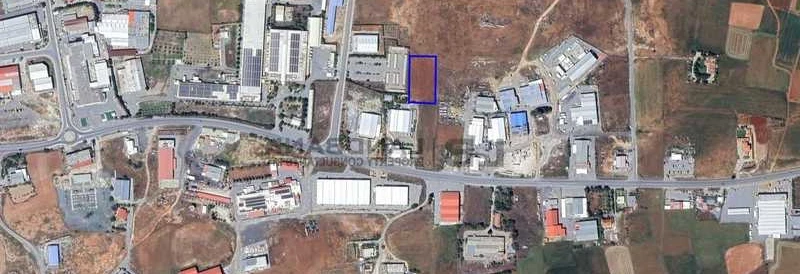 Industrial land 3407 m², image 1