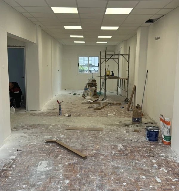 Newly fully renovated office/shop on saint raphael area €1.800, image 1