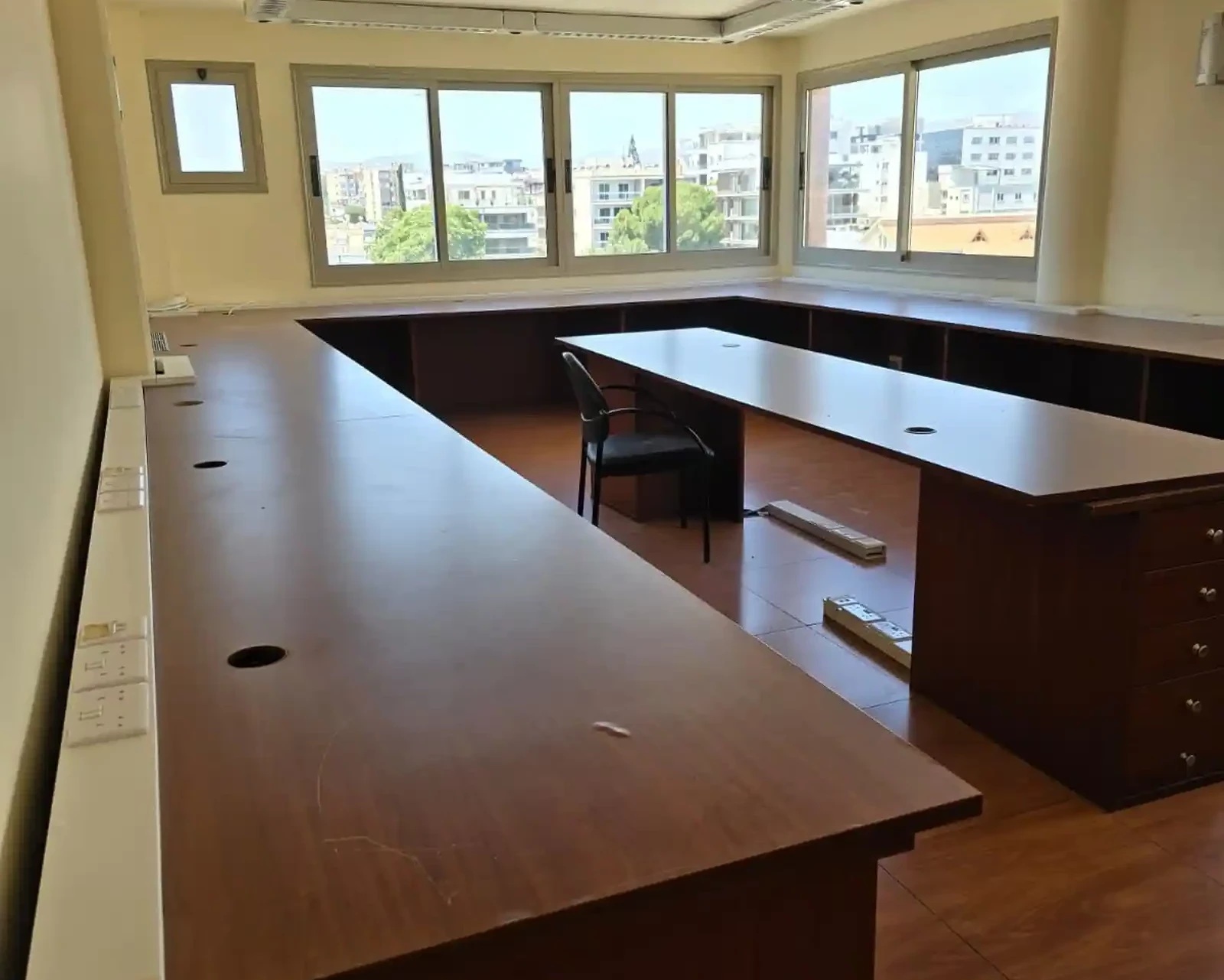 Offices 220 sqm in limassol&#39;s city center €4.000, image 1